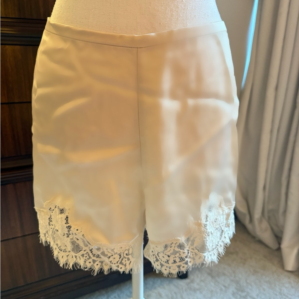 Reformation Cream Lace Women's Shorts